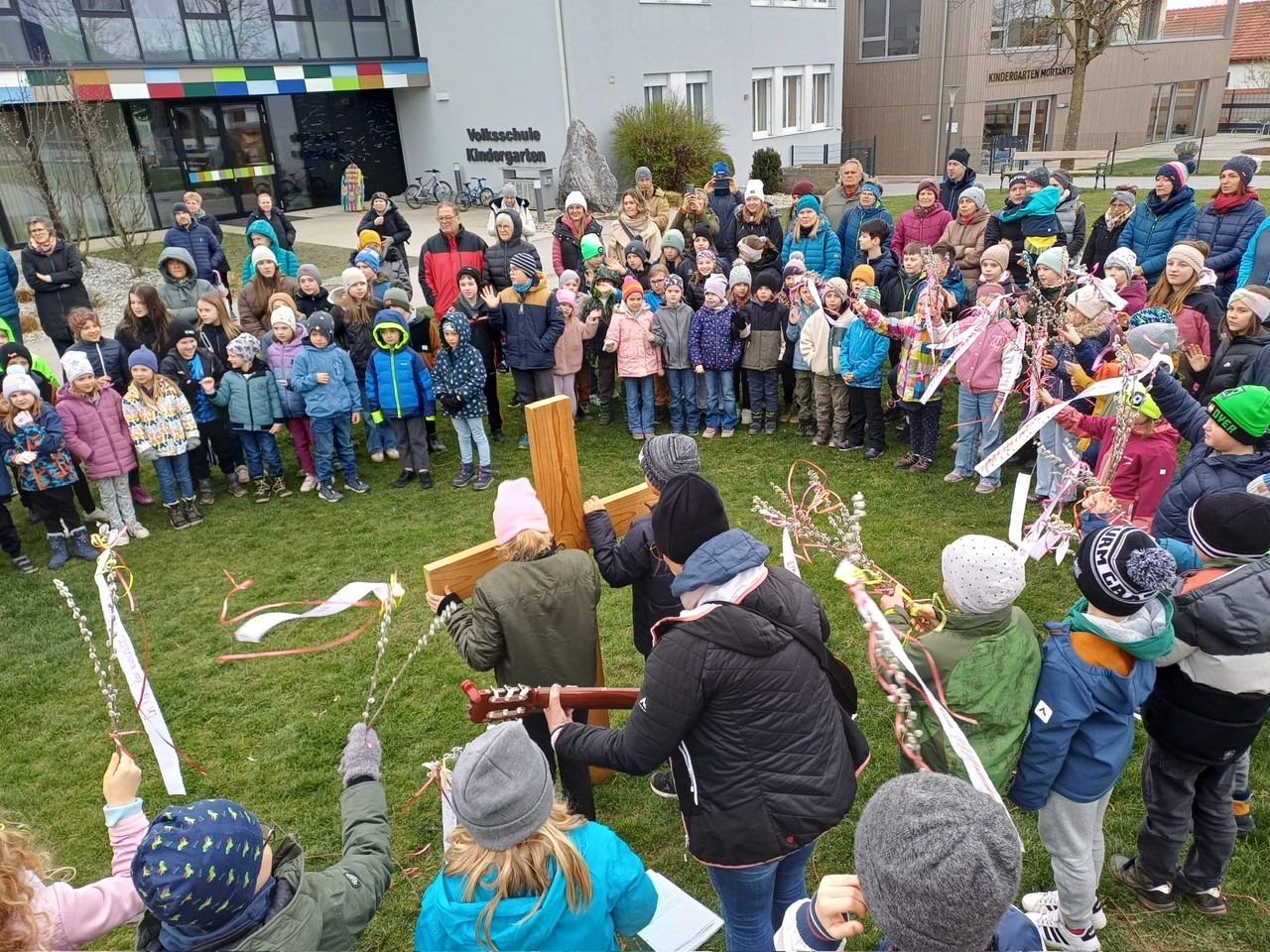 Featured image for “Kreuzweg unserer Volksschule”